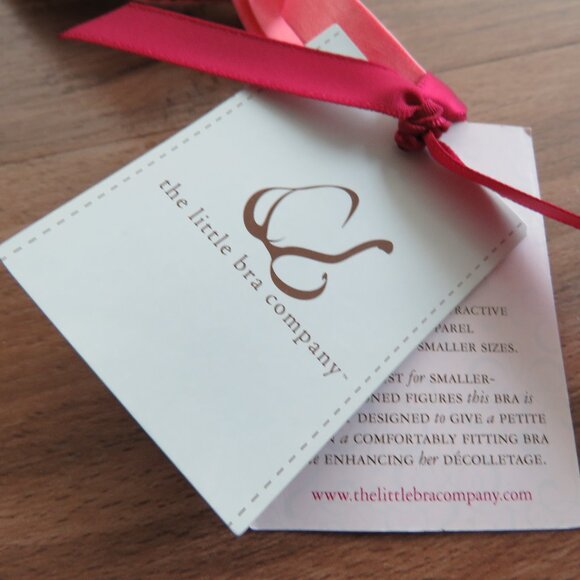 THE LITTLE BRA COMPANY Lucia Floral Lace Push Up Bra Licorice Raspberry 28B NWT - Picture 12 of 13